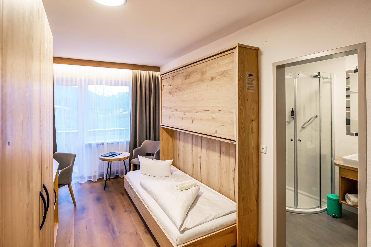 Hotel Foehrenhof Stanzach Extérieur photo